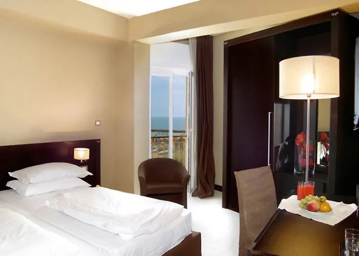 Petit Palais מלון