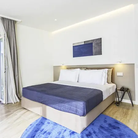 Hotel Petit Palais 4*