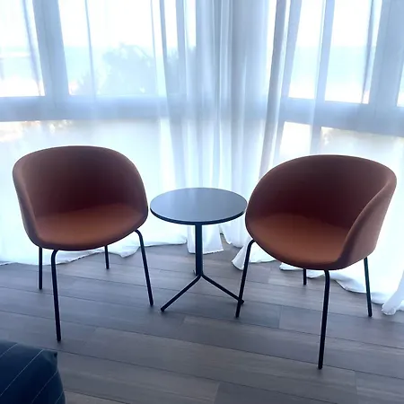 Hotel Petit Palais 4*