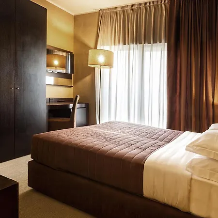 Petit Palais Otel 4*