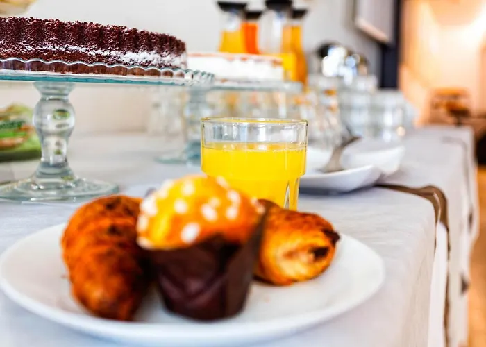 Petit Palais Hotel 4*