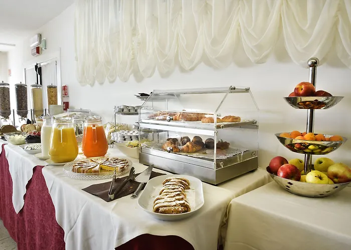 Petit Palais Hotel 4*